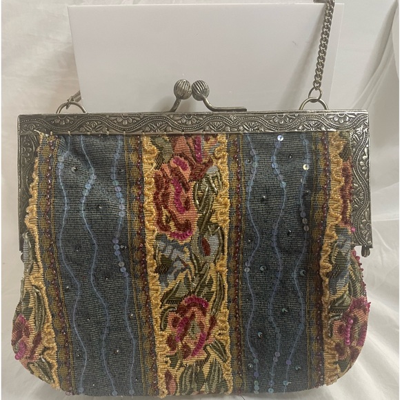 Christina Vintage purse Adorable! With chain! Made in India - Picture 2 of 13